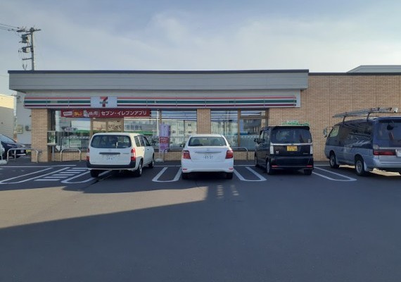 セブンイレブン東光9条店