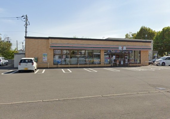 セブンイレブン神楽岡5条店
